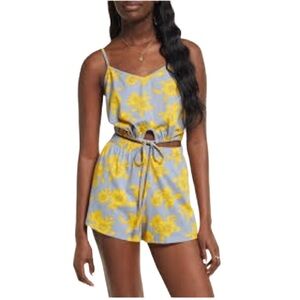 🎯NWT 2 pc BP Tie Front Short Pajamas Blue Stonewash 70s Sunflower Size Medium